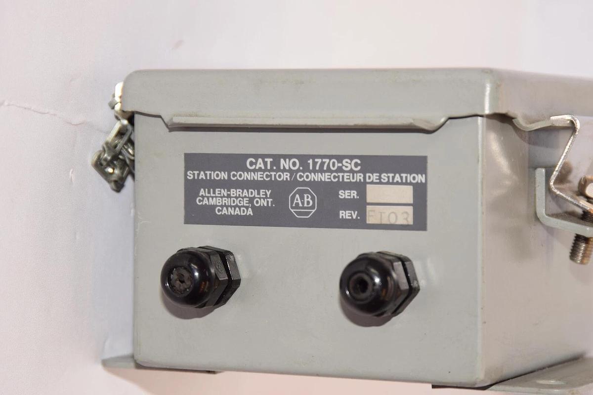 Used ALLEN BRADLEY 1770-SC Data Highways Station Connector
