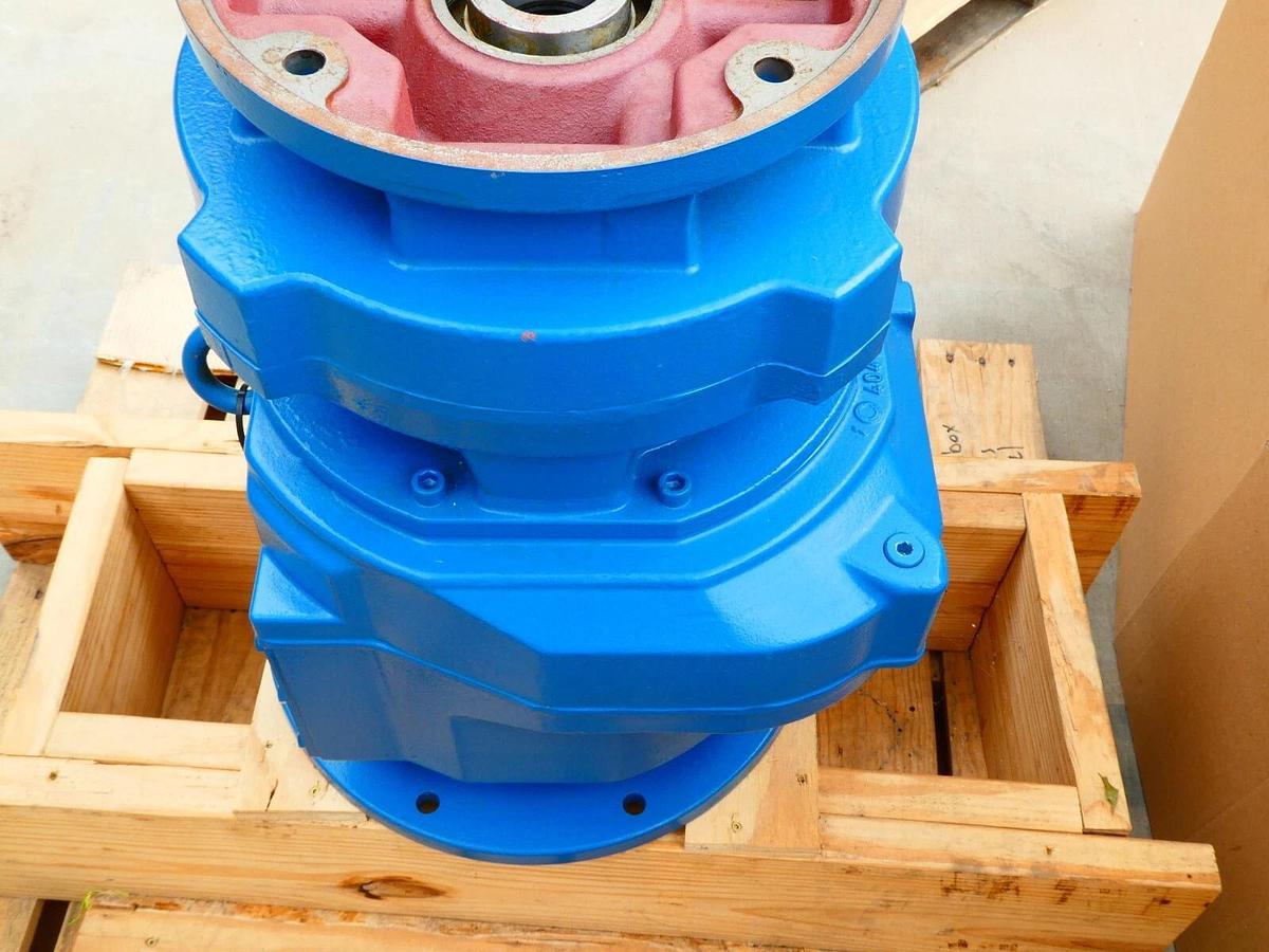 New, Siemens 14:1 ratio Gearbox 2kj3111-1ga05-0fj1-z  gear box  2kj3111 1ga05