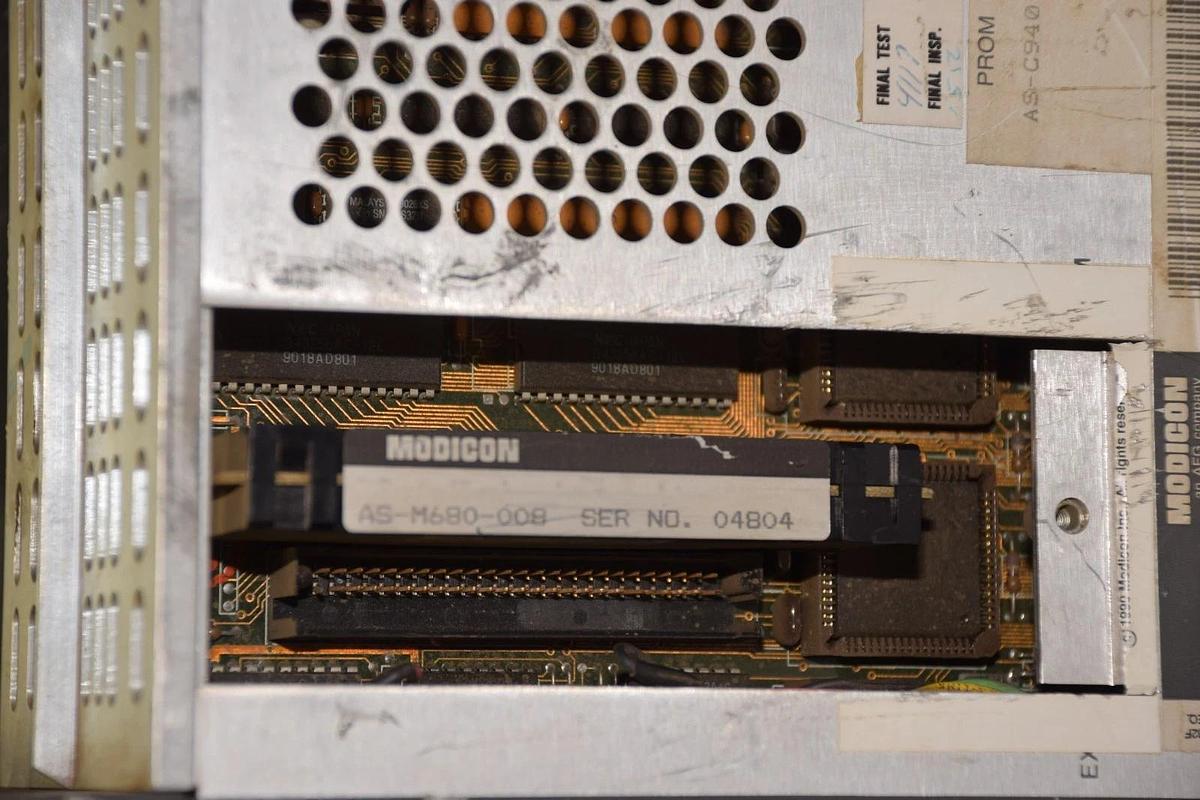 Used MIDICON PC-CBCB-000 WITH AS-M680-008 115/220V MODULE CLUTCH & BREAK CONTROLLER