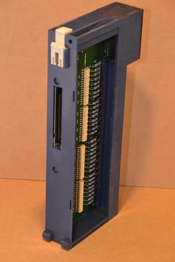 Used Toyopuc IN-22 PLC DC Input Module TPK-2615 IN 22 IN22