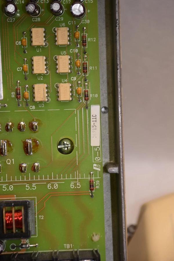 Used RELIANCE ELECTRIC 1SU44001 SP500 1Hp Easy Clean Plus AC Drive *Chipped*