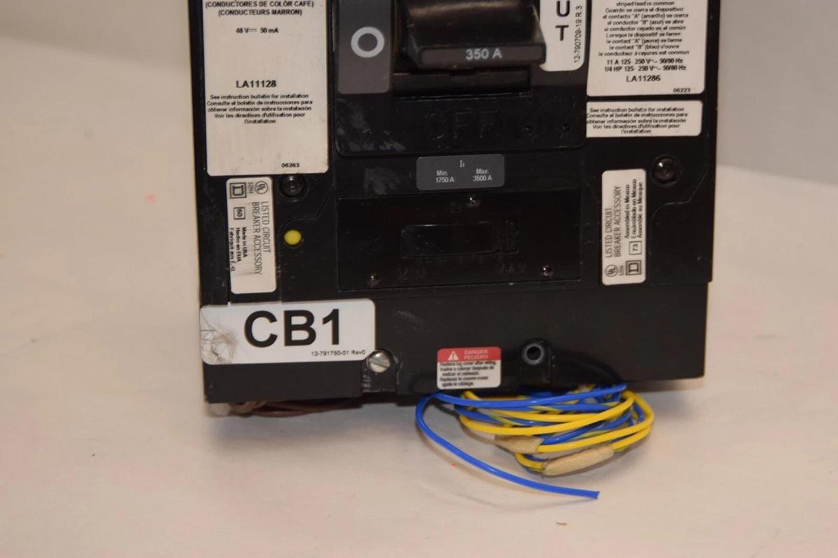 Used Square D 12-718012-21 3-Pole 350A 350 Amp A 600V Circuit Breaker LH 350A LH350A