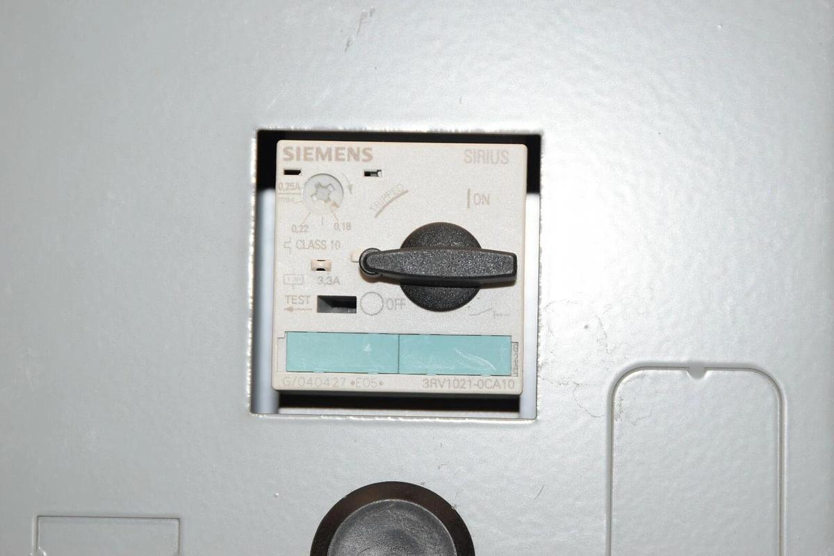 Siemens Starter 11CD3BG 3PH 3P 0.18-0.25A Manual Starter 230v (NEW)