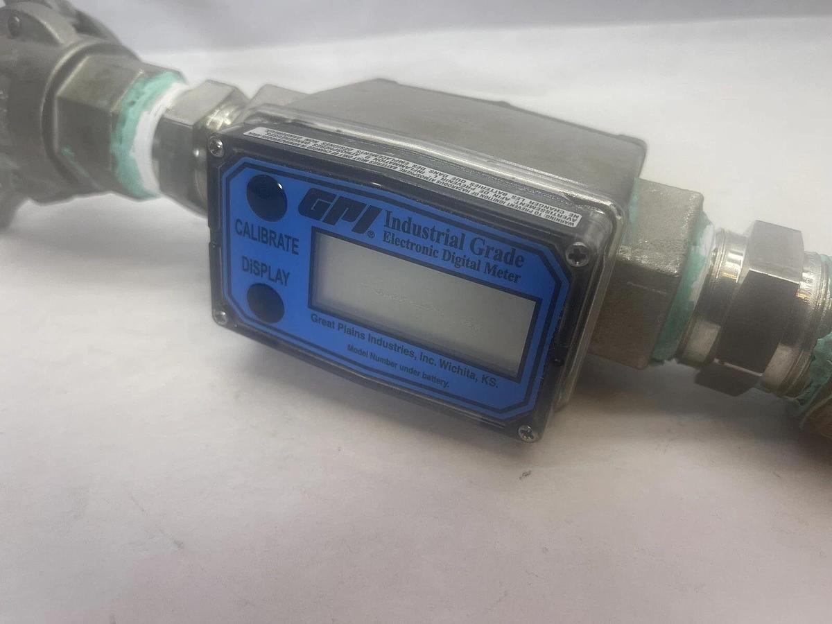 Used GPI S100N-KF-568 1" Stainless Steel Electronic Digital Flow Meter S100NKF568