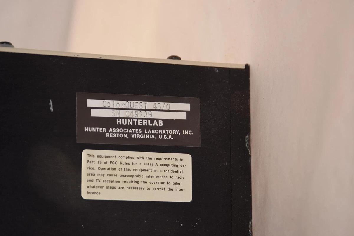 Used HUNTERLAB ColorQUEST45/0 ColorQUEST450 Spectrometer