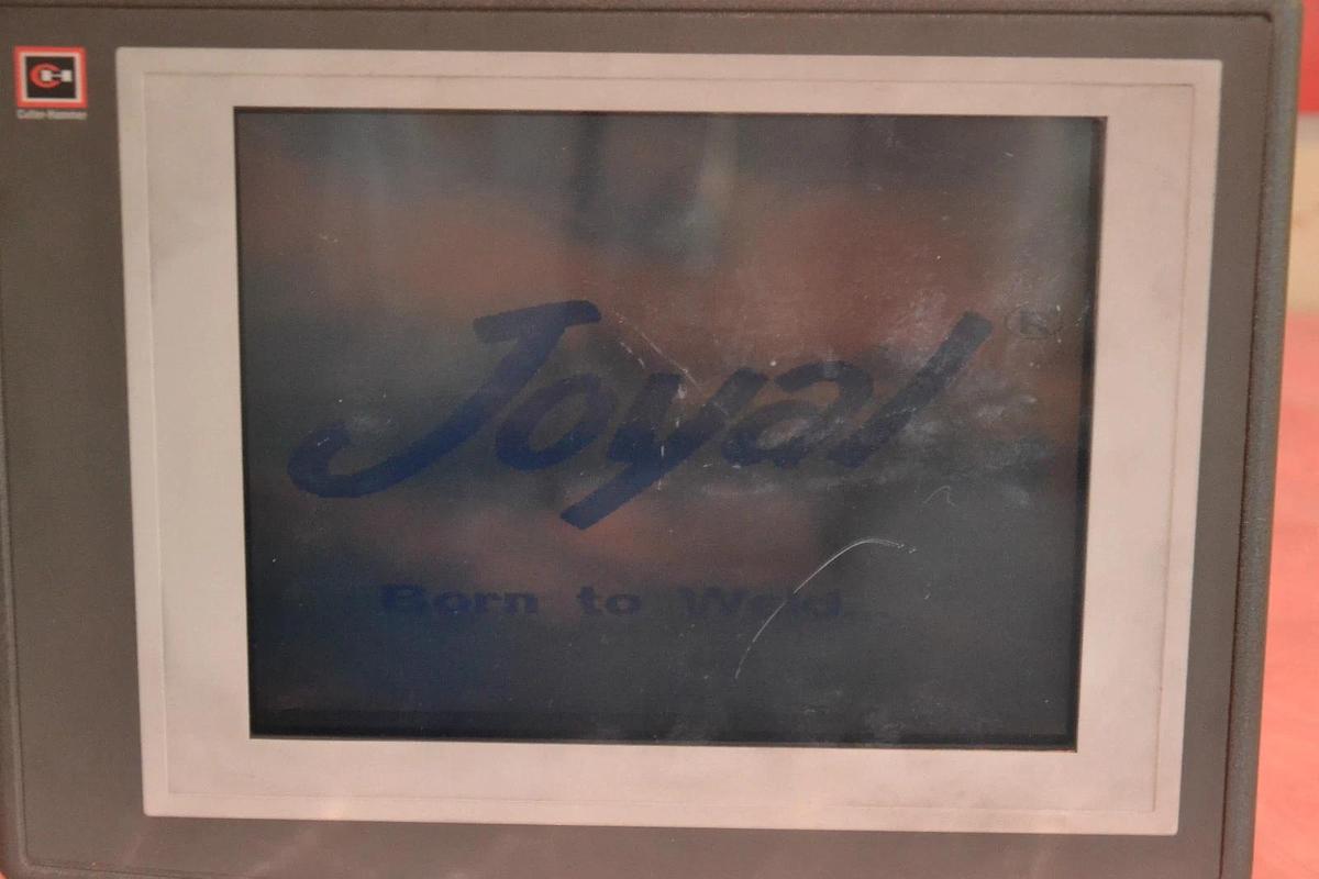 Used CUTLER HAMMER INDUSTRIAL COMPUTER  DS90208 D7XT513XXXXE4XX  DS