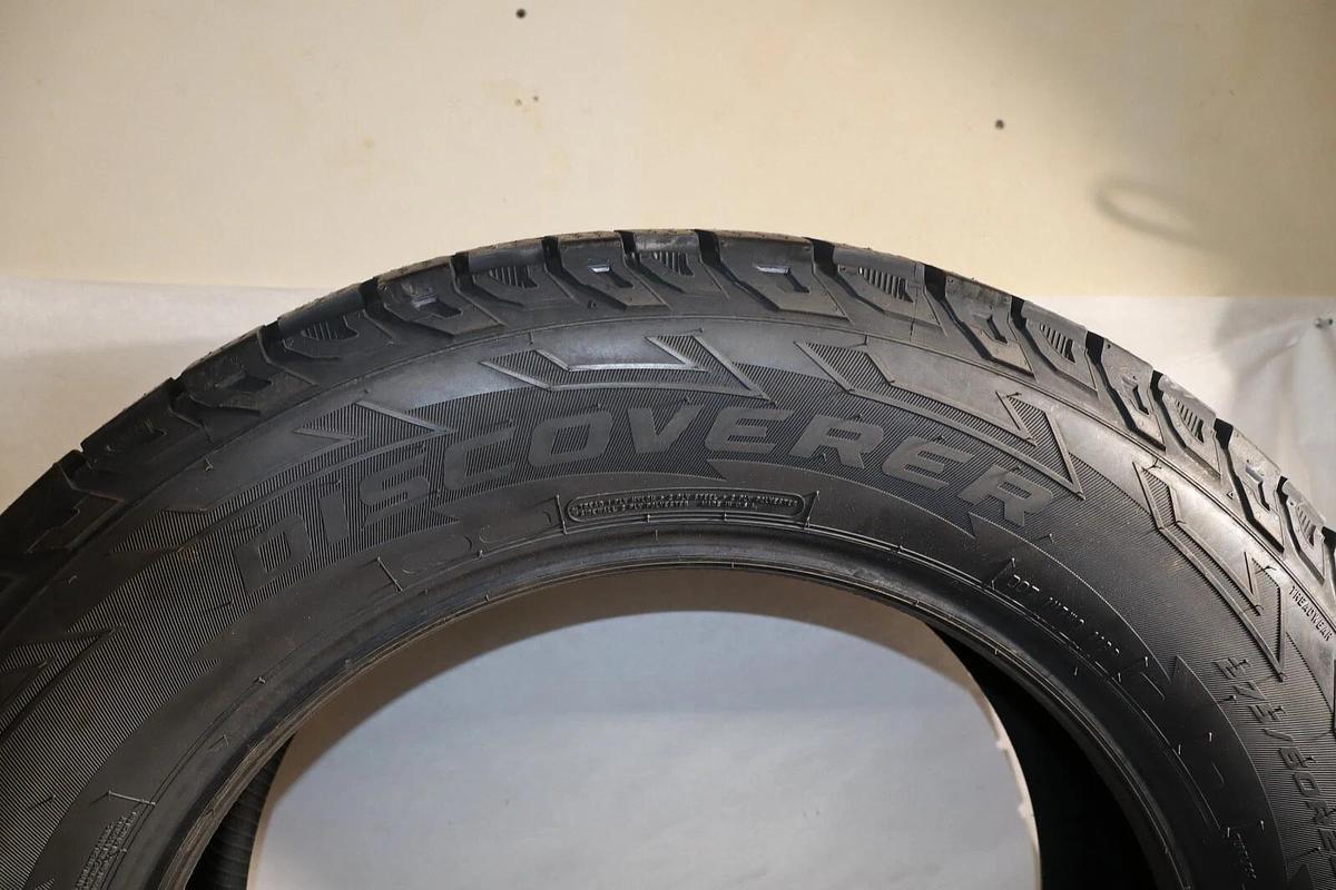 Used (NEW) COOPER 275/60R20 , 122 Discoverer All-Terrain (1) Tire  275/60/20