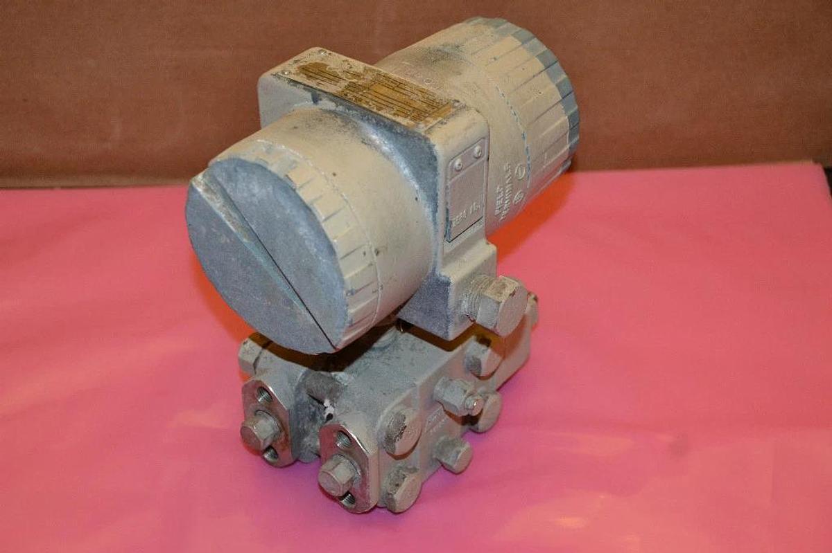 Used Foxboro Pressure Transmitter 823dp-13s1nm2-a 823dp 13s1nm2-a 823dp13s1nm2a