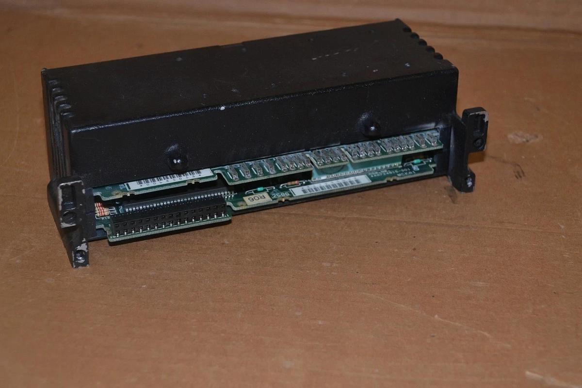 Used GE Fanuc Electric Module IC660ELD021A