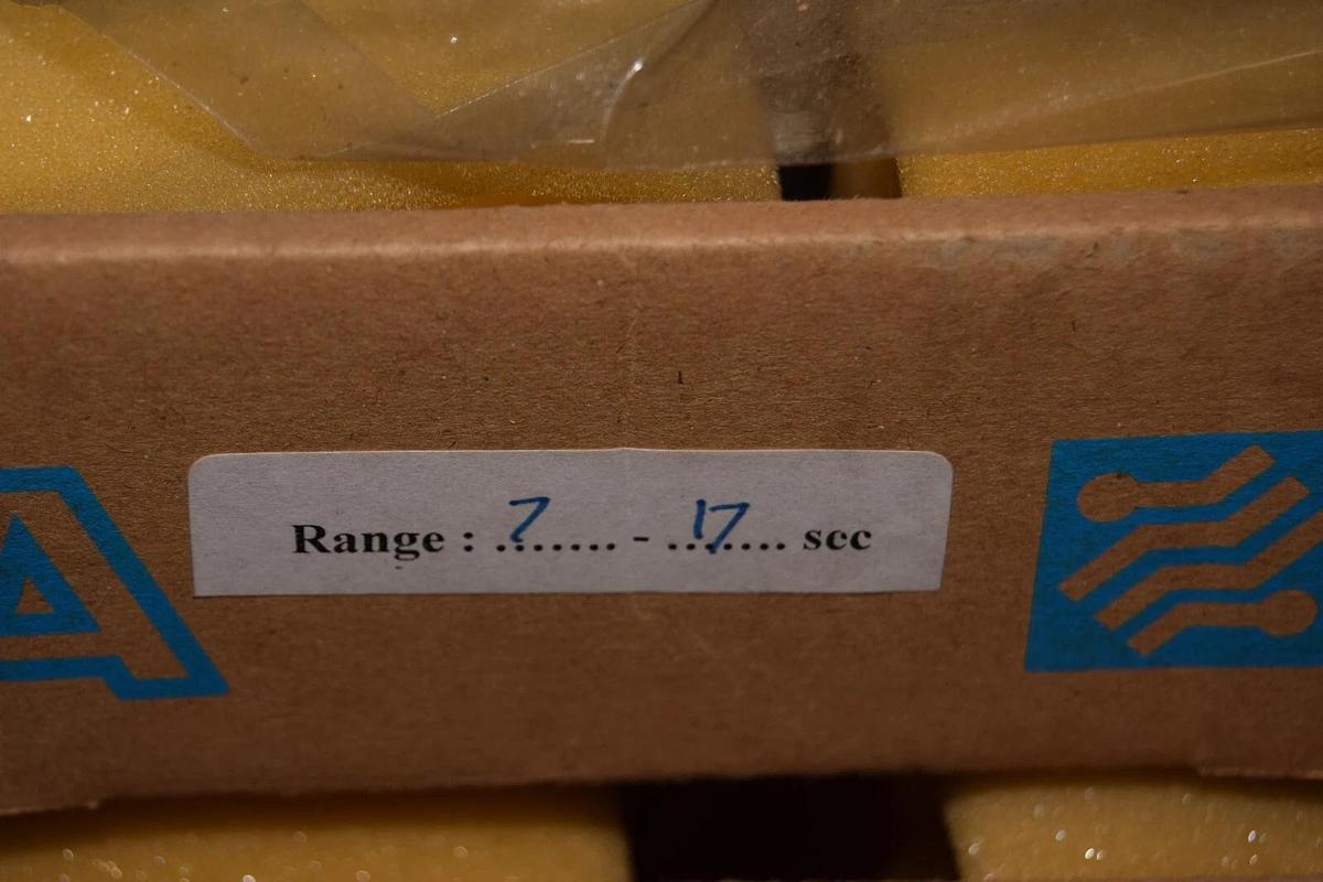 Lot 5  E-T-A ETA 1658-G21-00-S83-5A BREAKER  7-17sec 5A 5 Amp G21 1658 240v 28v