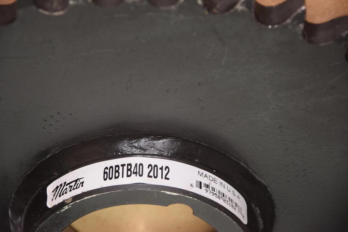 MARTIN 60BTB40 2012 SPROCKET NEW