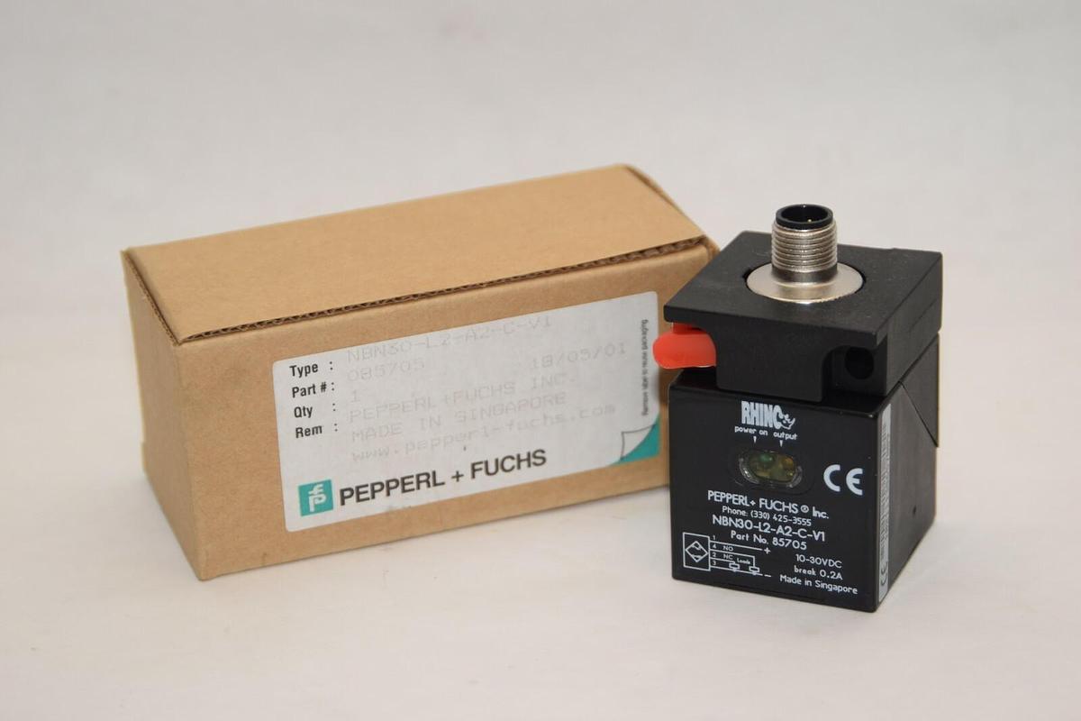 (NEW) PEPPERL + FUCHS NBN30-L2-A2-C-V1 Part No 85705 10-30Vdc Proximity Sensor