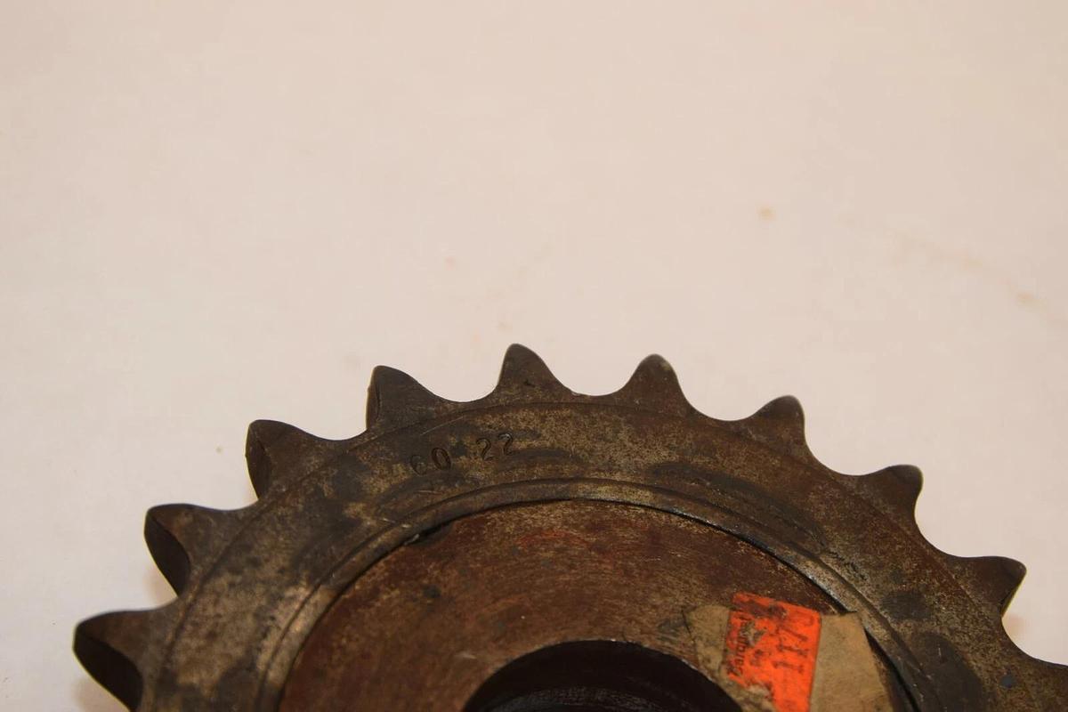 (NEW) MARTIN 60 22 6022 60-22 1-11/16" 22 Teeth Sprocket