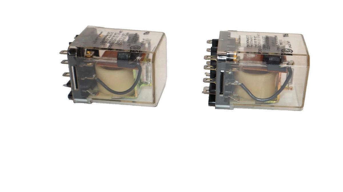 Used Sigma Instruments 68R2-120AC-SC0 120V 50/60Hz Relay USA (Lot of 2)