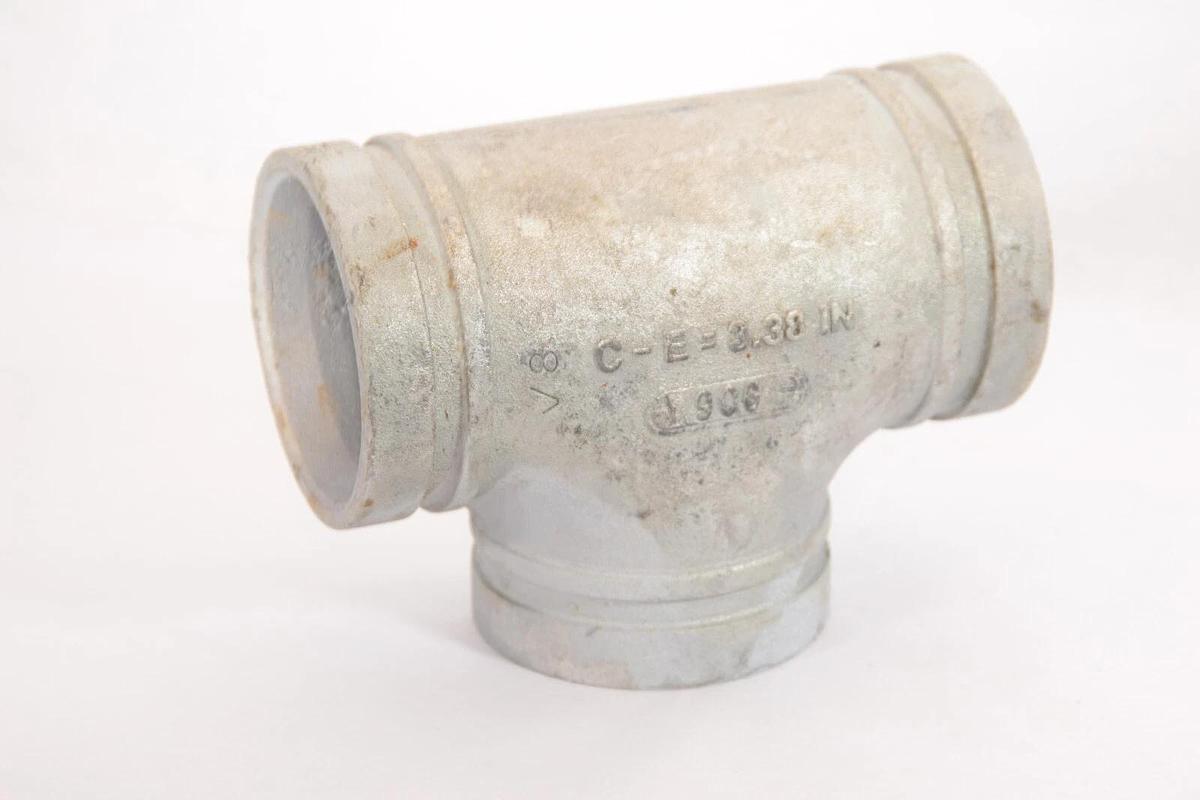 (NEW) VICTAULIC 3/88.9 No. 002 C-E=3.38 IN FireLock Straight Grooved Tee