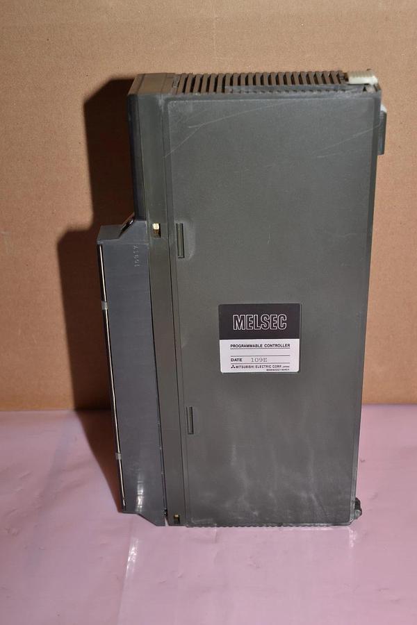 Used MITSUBISHI MELSEC AX41 PROGRAMMABLE CONTROLLER INPUT MODULE PLC
