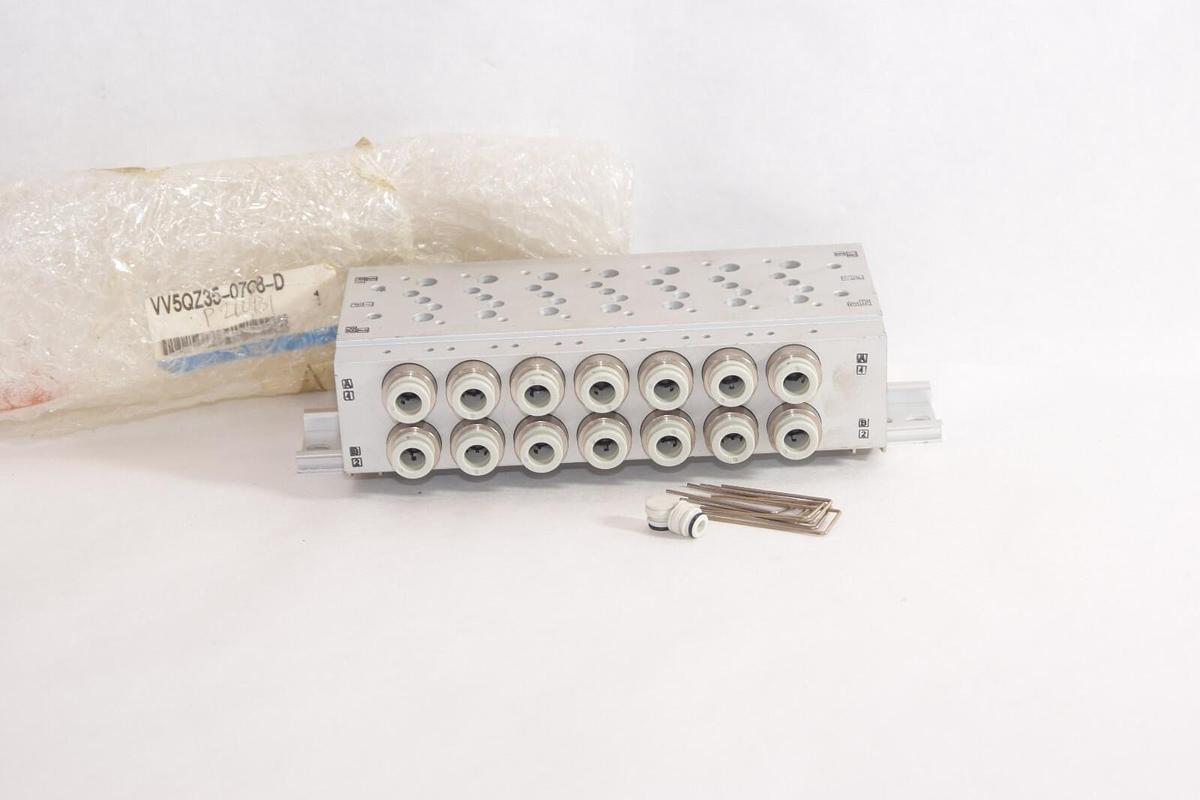 (NEW) SMC VV5QZ35-07C8-D VV5QZ3507C8D VV5QZ35 07C8 D Manifold