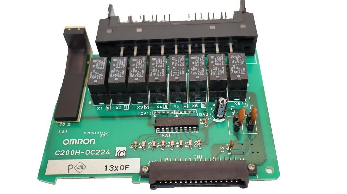 Used Omron Output Module C200H-0C224 C200H-OC224 *Card only, just as pictured*