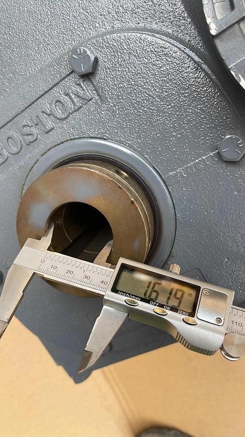 BOSTON GEAR Double Reduction Speed Reducer Worm Gear Box HFWA738C600B5HP26 600:1