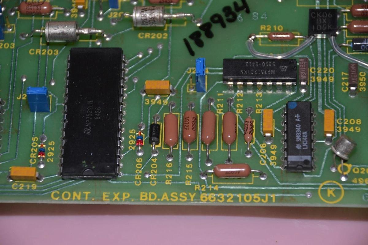 Used BAILEY CONTROLS 6632105J1 PC BOARD