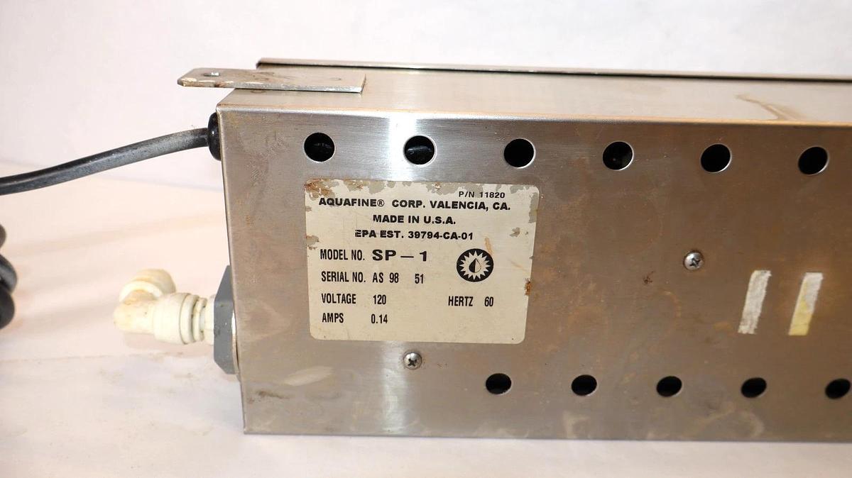 Used AQUAFINE CORP. SP-1 , SP1 120V 60Hz 0.14A Ultraviolet Disinfection Unit