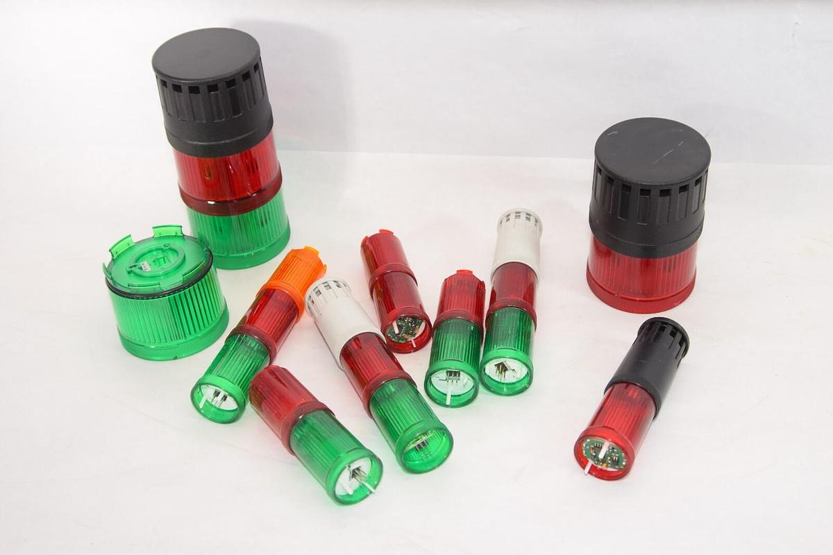 Used (LOT) CUTLER HAMMER RX 330 , BX 937 , DZ 746 Red/Green/Orange LCD Stack Light