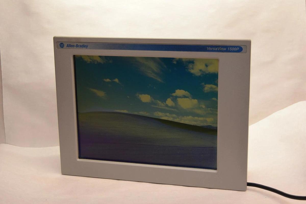 Used Allen Bradley 1500P VersaView  6181P-15NSXPH Ser.D  Rev.B 100-240V