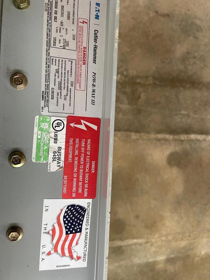 Used Cutler Hammer POW-R-WAY III, F, 3200 AMP, 480V, BUS DUCT BUSWAY MDA03041-A49
