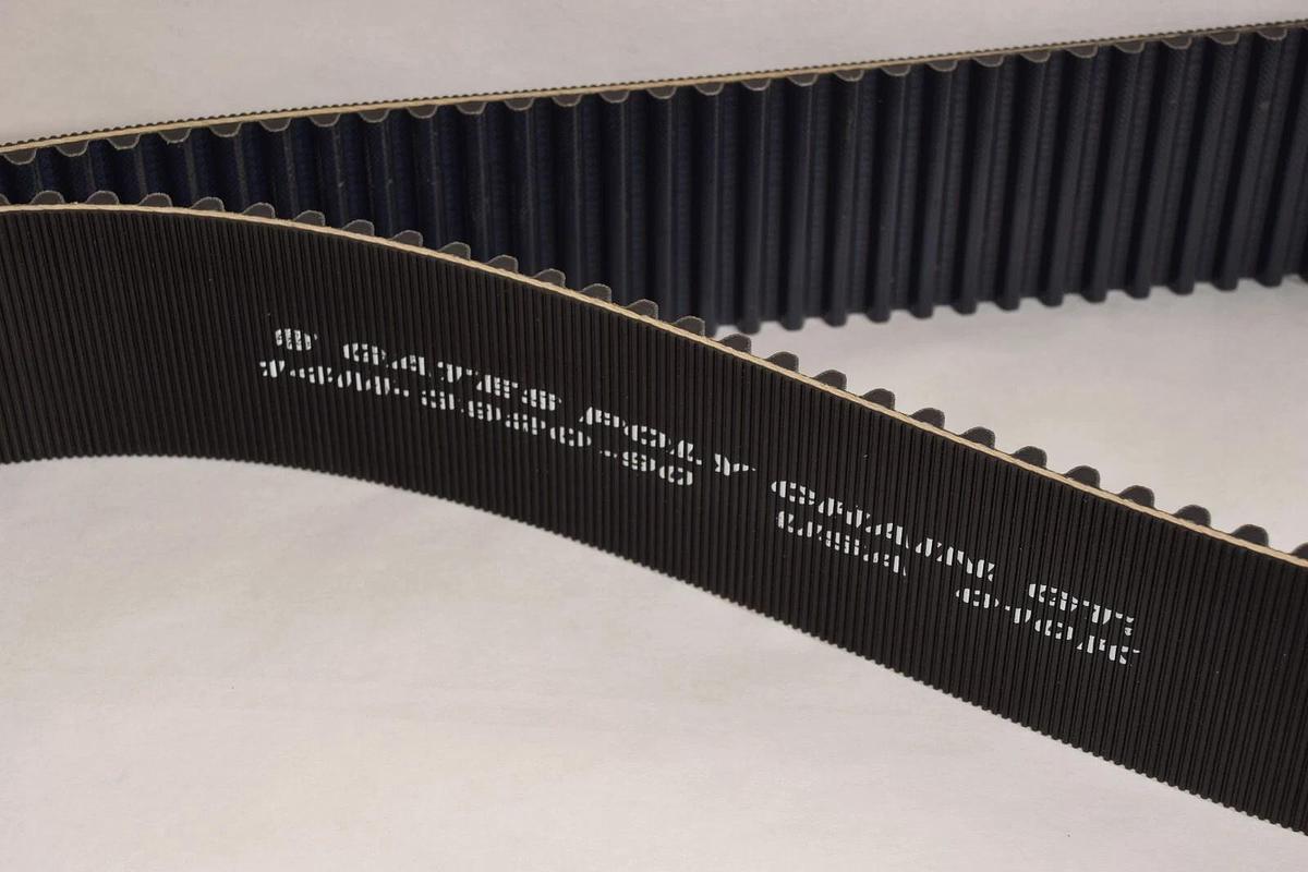 (NEW) GATES 14M-3920-90 Poly Chain GT Belt USA