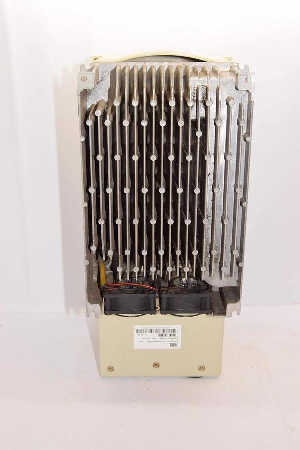 Used WEG USCFW090024T3848EOPDHCZ 3PH 380/480Vac 50/60Hz Vectrue Inverter *No Keypad*