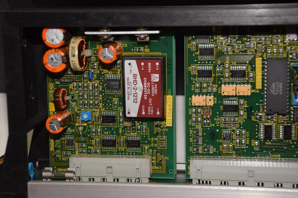 Used BRISTOL BABCOCK INC. SLC-3740 374044A110 1-5V 24V 8.4VA CONTROLLER