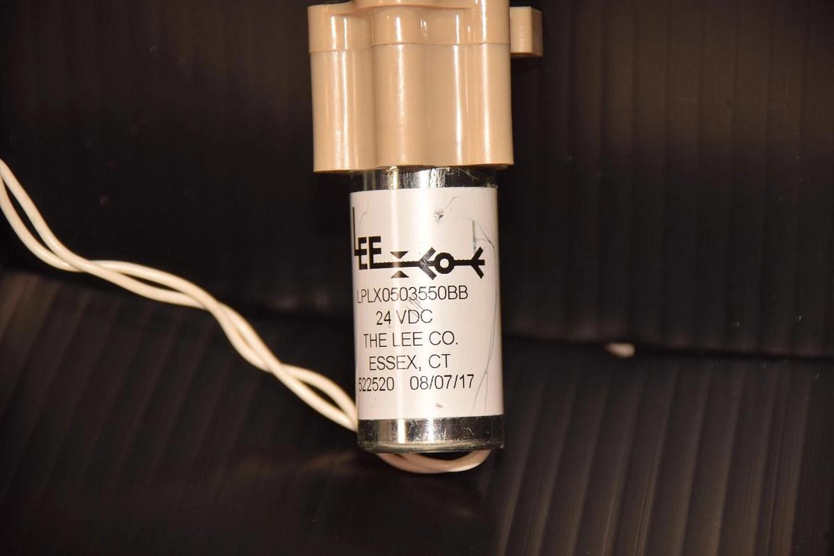 Used THE LEE CO. LPLX0503550BB 24Vdc Micro Diaphragm Water Pump