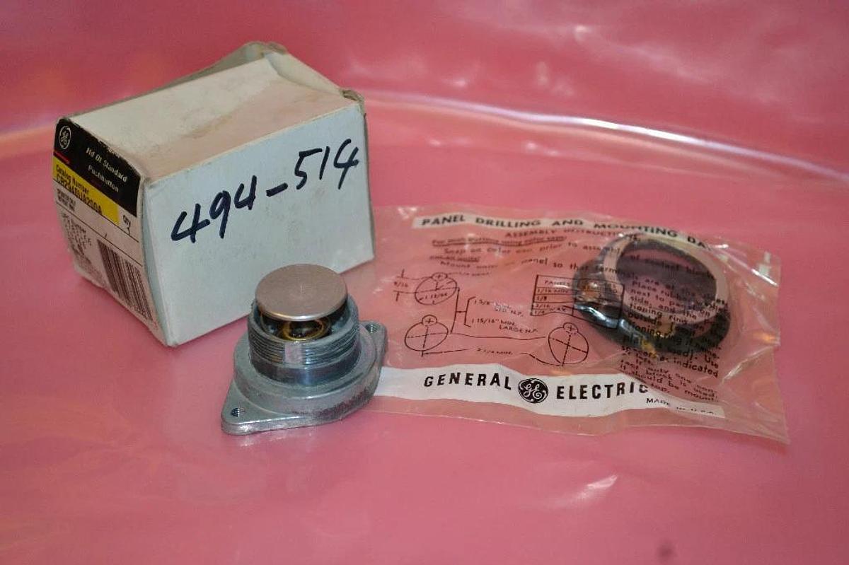 General Electric Push Button CR2940UA200A NEW