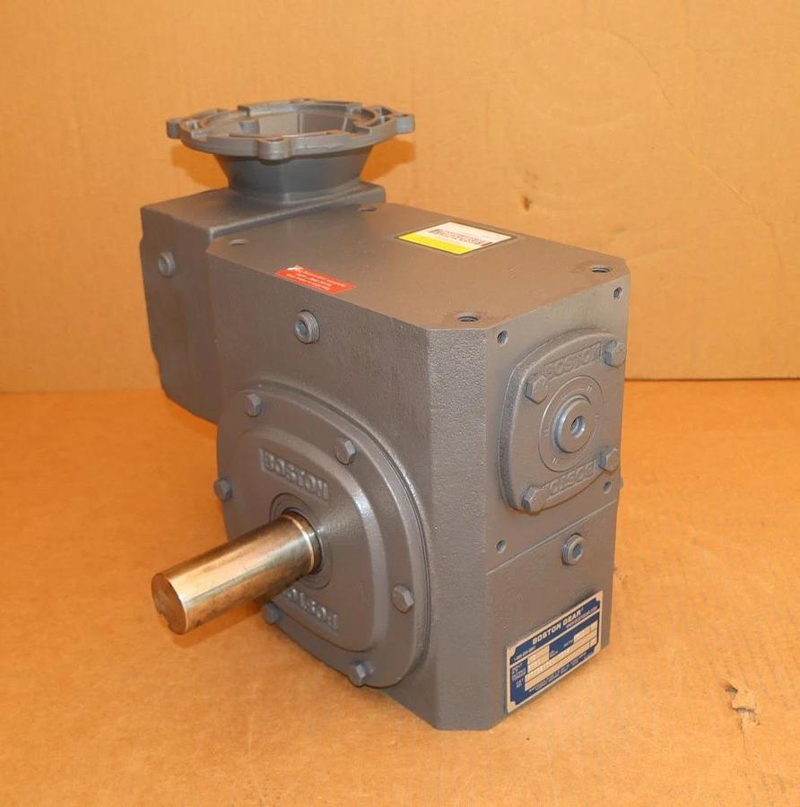 Boston Speed Reducer Gear Box Double Reduction FWC7321800SB5G4 1800:1 NEW