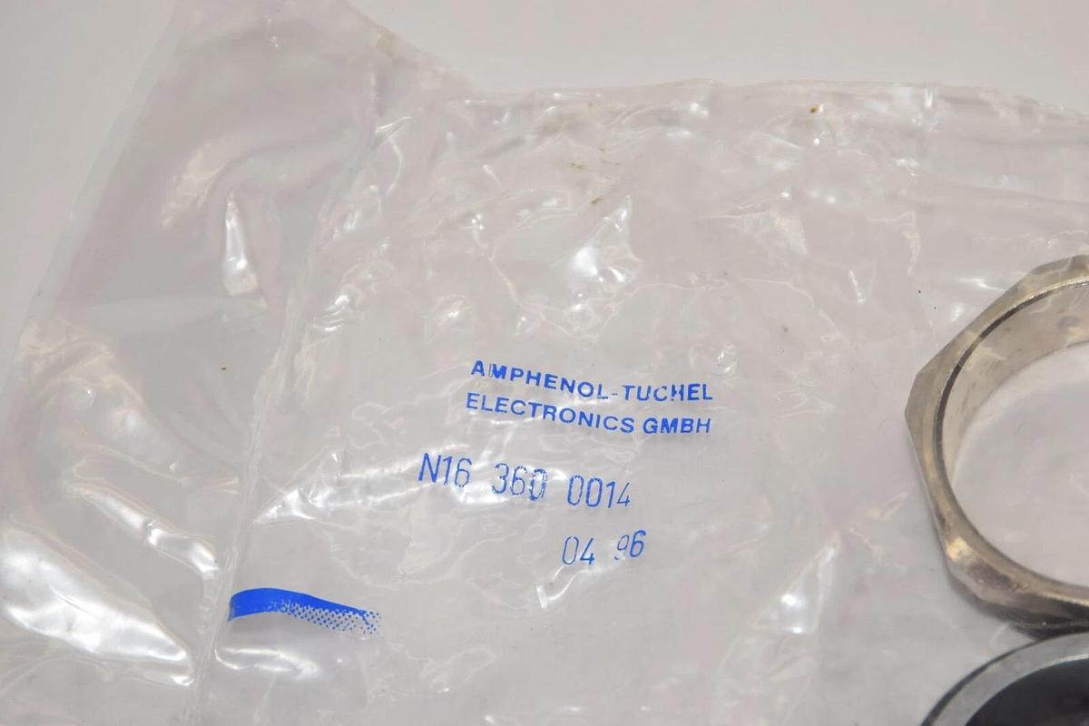 (NEW) AMPHENOL N16 360 0014 N163600014 Gland Bushing