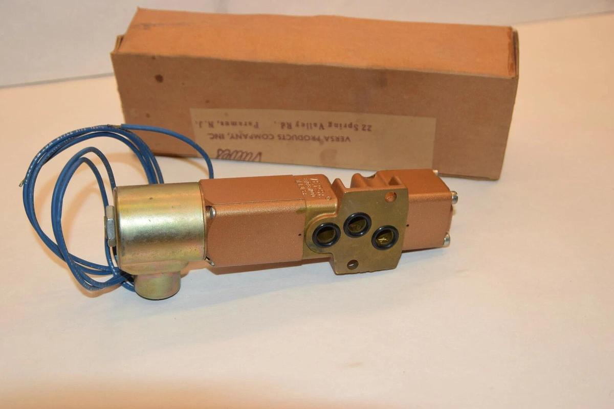 (NEW) VERSA VALVE VGS-3331-A120 120V 3-Way Solenoid Valve