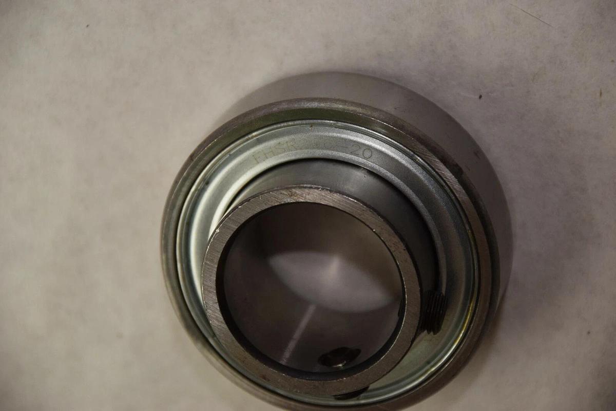 (NEW) PEER FHSR206-20 FHSR20620 BEARING INSERT