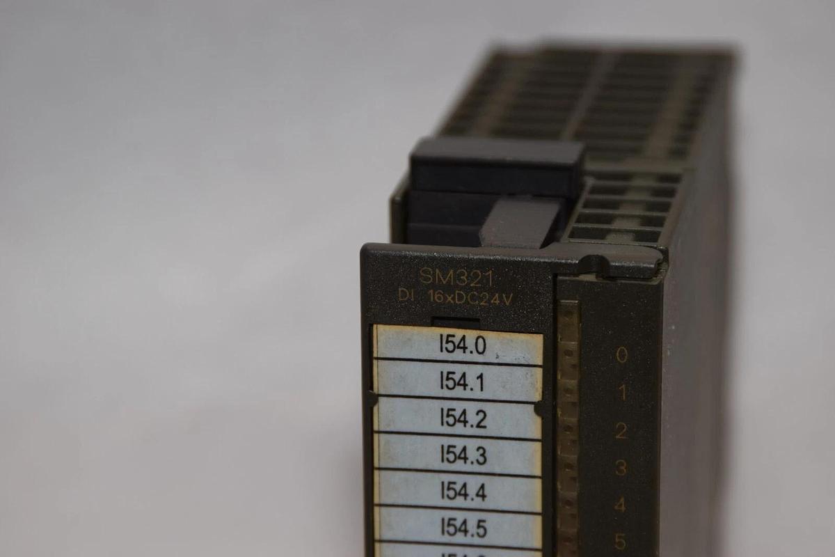 Used SIEMENS Input Module 6ES7 321-1BH02-0AA0 6ES73211BH020AA0 SM321 16xDC24V
