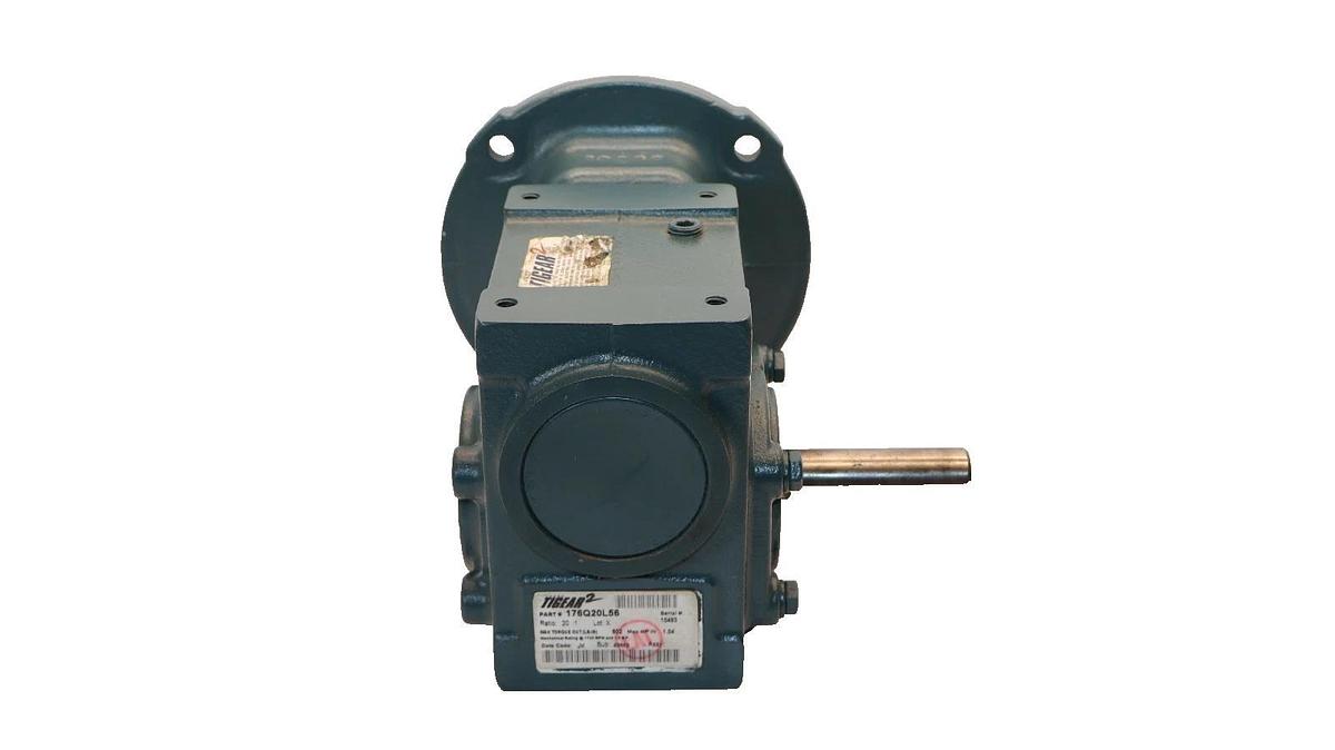 Refurbished Dodge Tigear 2 176Q20L56 20:1 Ratio 7/8" Shaft Gear Reducer