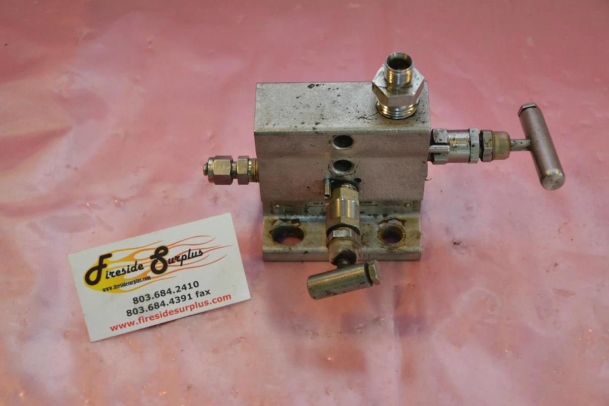 Used ANDERSON GREENWOOD & CO. MANIFOLD M4TPVIS-4 M4TPVIS4 M4TPVIS 4