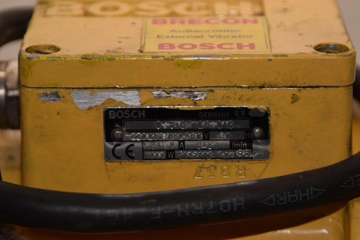 Used Bosch Electric Vibrator Shaker  220 / 460 VAC 3 Ph 1000W  0 618 120 013