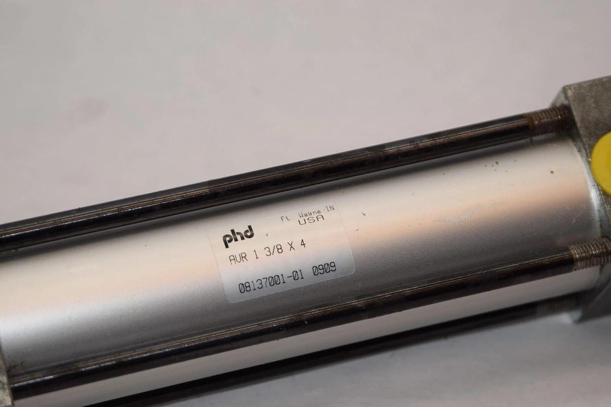 (NEW) PHD AVR 1 3/8 x 4 AVR1-3/8x4 08137001-01 Pneumatic Cylinder  USA