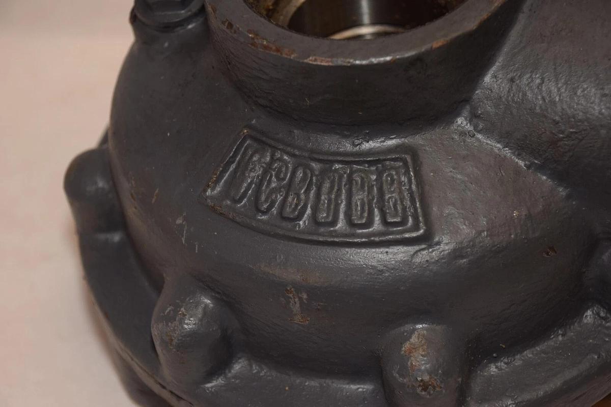 Used POWELL 504804 , 00ZS Stem Valve Gearbox Operator Hand Wheel