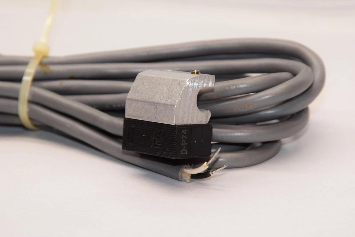 (NEW) SMC D-P74 DP74 Reed Sensor Switch