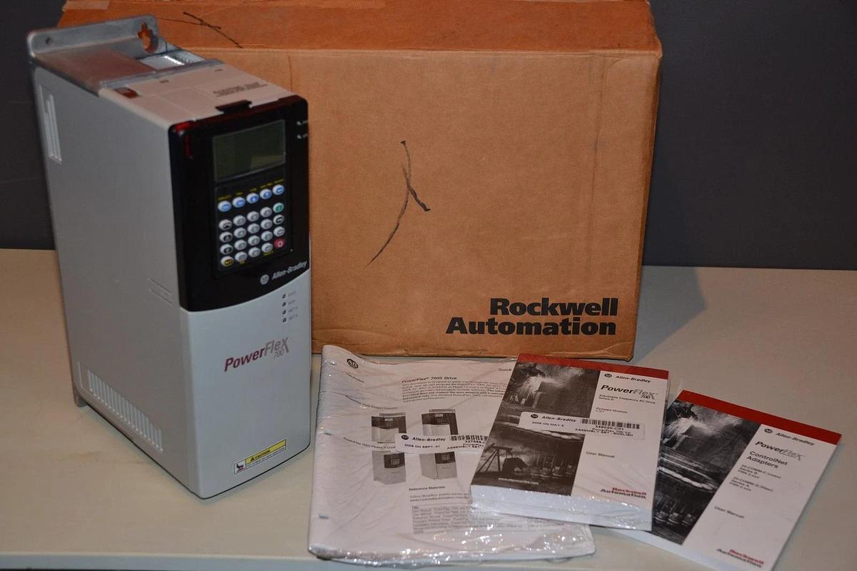 Allen-Bradley PowerFlex 700  5 HP  20BD8P0A3AYNACC0  480 VAC Drive