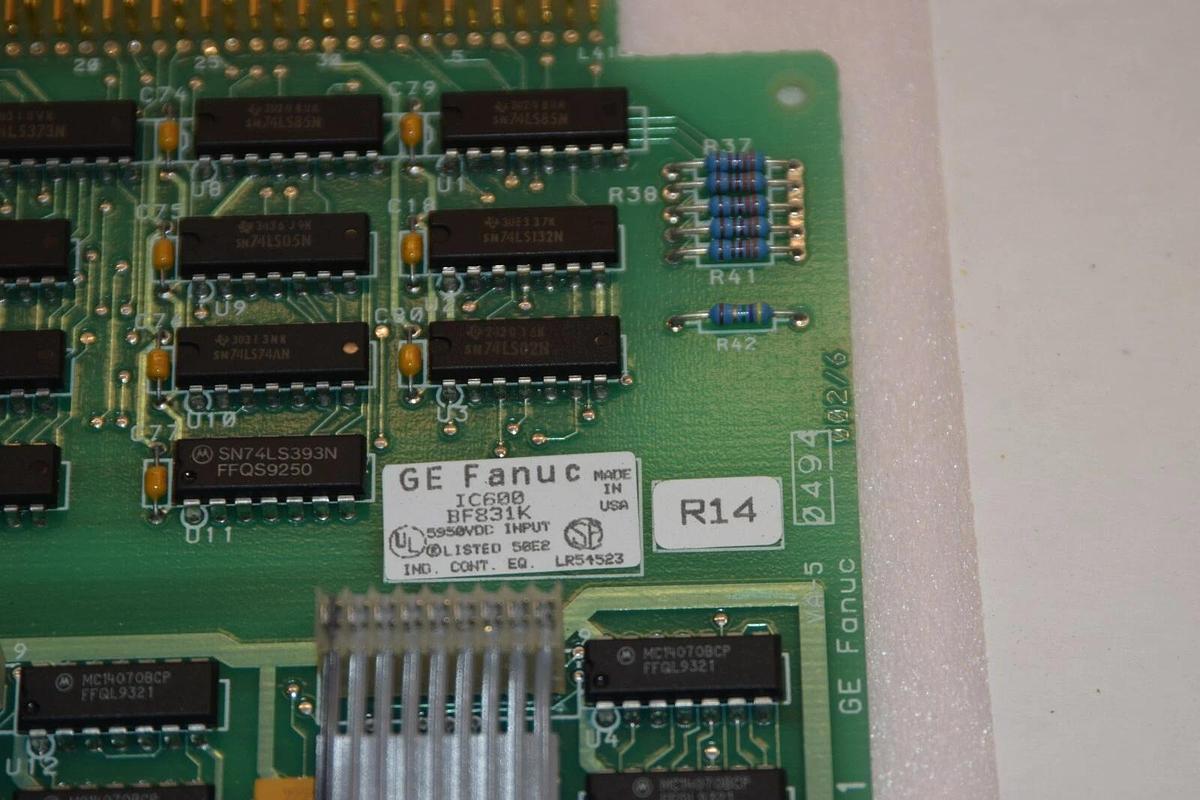 GE Fanuc Programmable Control Board IC600BF831K  NEW