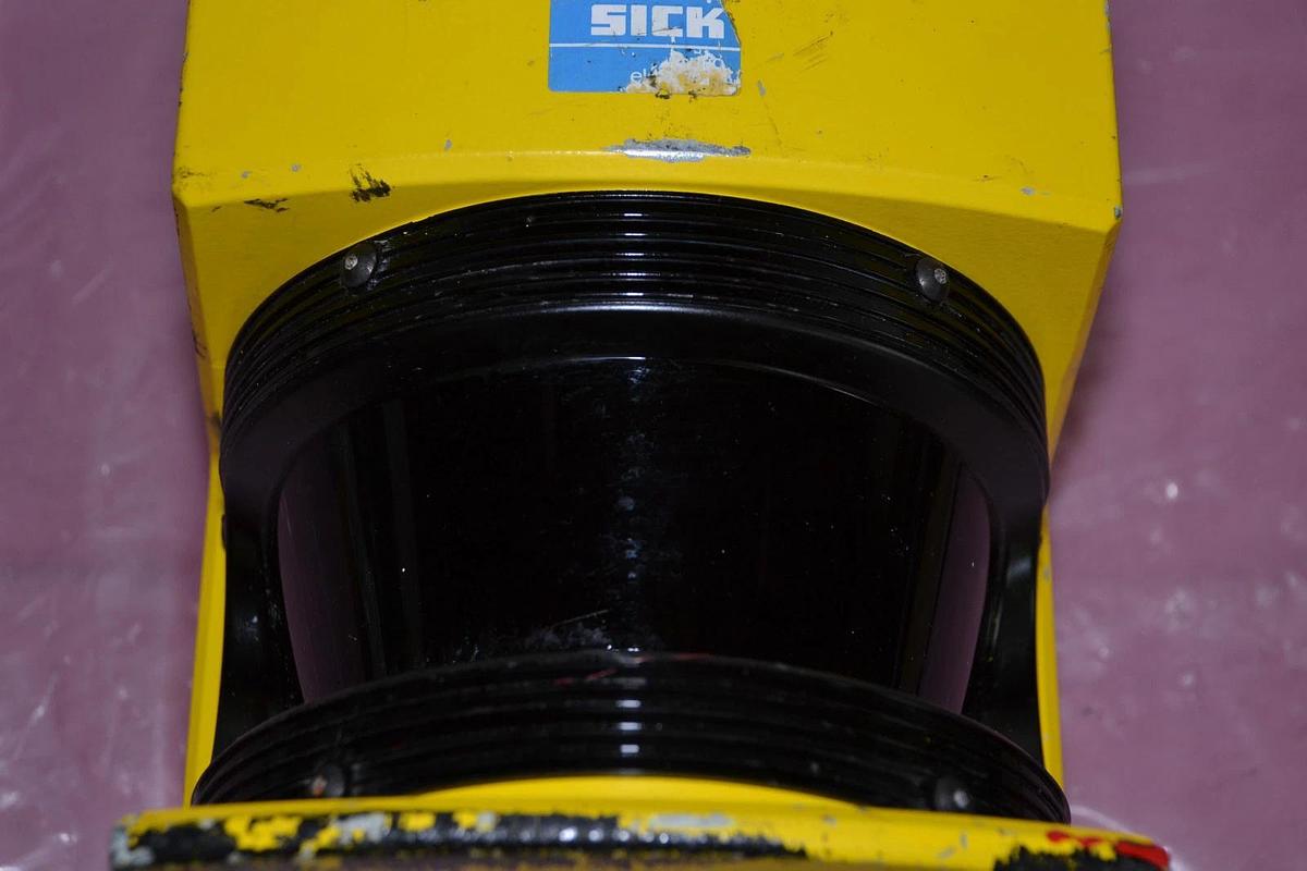 Used SICK PLS101-112 PHOTOELECTRIC LASER SCANNER PLS101112