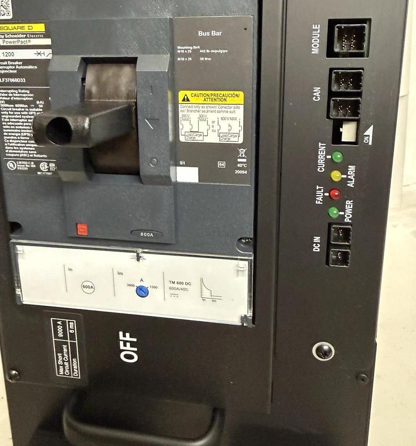 NEW Square D LLF37060D33 PowerPacT L 600A 3P 500VDC Circuit Breaker Samsung SDI