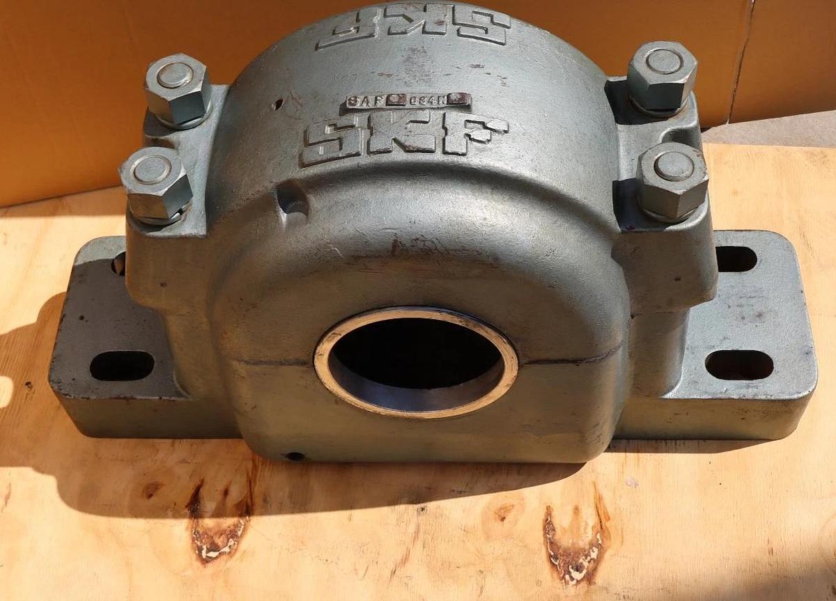 SKF 4 Bolt Split Pillow Block Bearing HOUSING ONLY SAF634N SAF 634N 5-15/16" NOS