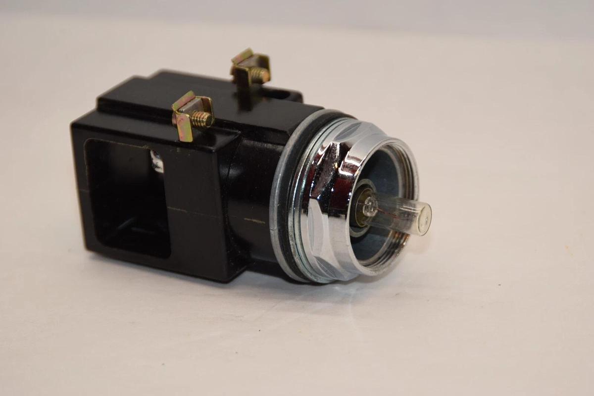 FURNAS 52PA4ENX322 120V Ser C Oil Tight Pilot Light - No Lens USA (NEW)